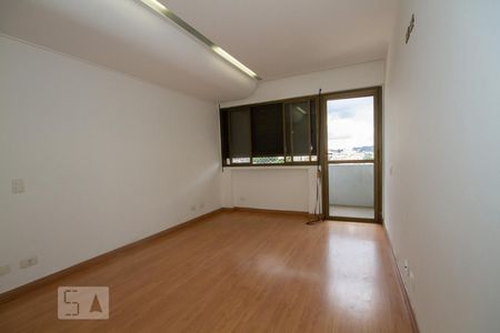 Apartamento à venda com 200m², 4 quartos e 4 vagasSuíte 1