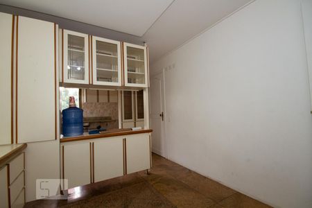Apartamento à venda com 200m², 4 quartos e 4 vagasCozinha