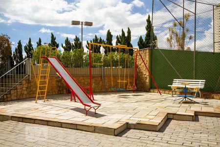 Apartamento à venda com 200m², 4 quartos e 4 vagasPlayground