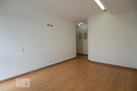Apartamento à venda com 200m², 4 quartos e 4 vagasSuíte 1