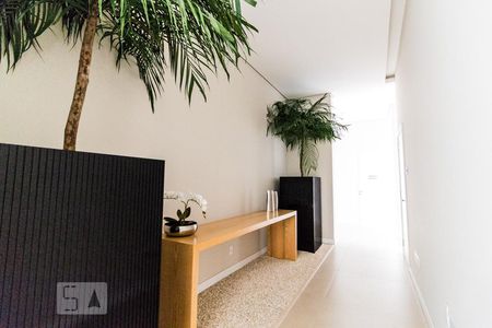 Studio para alugar com 34m², 1 quarto e 1 vagaHall