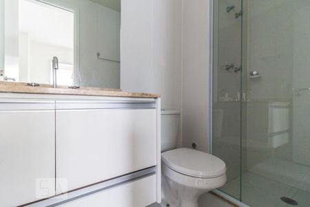 Banheiro de kitnet/studio para alugar com 1 quarto, 34m² em Barra Funda, São Paulo