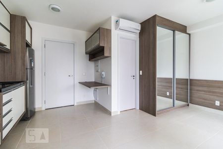 Sala de kitnet/studio para alugar com 1 quarto, 34m² em Barra Funda, São Paulo