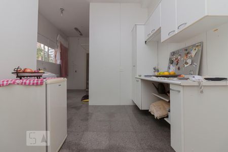 Apartamento à venda com 280m², 4 quartos e 4 vagasÁrea de serviço