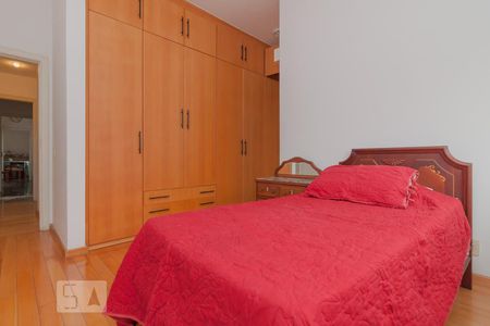 Apartamento à venda com 280m², 4 quartos e 4 vagasQuarto suíte 3