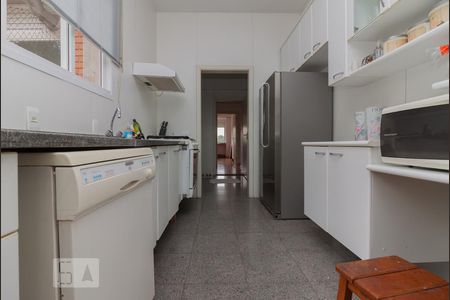 Apartamento à venda com 280m², 4 quartos e 4 vagasCozinha