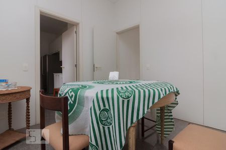 Apartamento à venda com 280m², 4 quartos e 4 vagasCopa