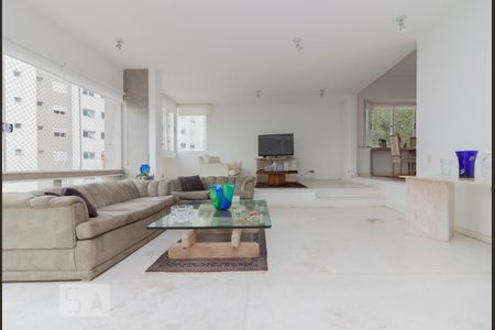 Sala de apartamento para alugar com 4 quartos, 280m² em Jardim Fonte do Morumbi, São Paulo
