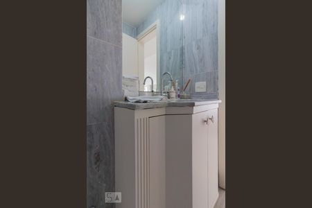 Lavabo de apartamento para alugar com 4 quartos, 280m² em Jardim Fonte do Morumbi, São Paulo