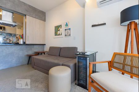 Sala de apartamento à venda com 1 quarto, 45m² em Pinheiros, São Paulo