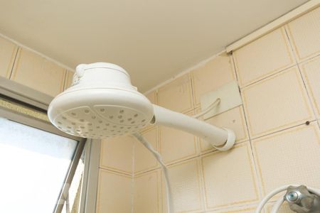 Apartamento à venda com 55m², 2 quartos e 1 vagaDetalhe do banheiro