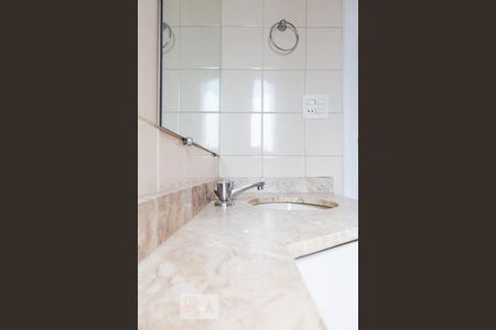 Apartamento para alugar com 150m², 3 quartos e 2 vagasBANHEIRO SUITE 1