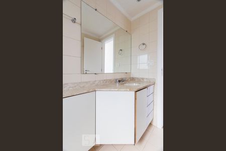 Apartamento para alugar com 150m², 3 quartos e 2 vagasBANHEIRO SUITE 2