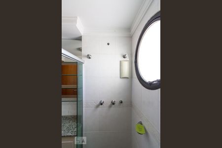 Apartamento à venda com 150m², 3 quartos e 3 vagasChuveiro Banheiro suíte 2 