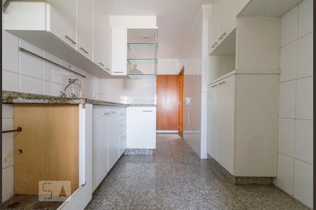 Apartamento à venda com 150m², 3 quartos e 3 vagasCozinha 