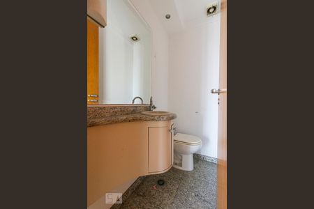 Apartamento à venda com 150m², 3 quartos e 3 vagasLavabo 