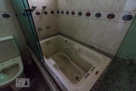Apartamento à venda com 150m², 3 quartos e 3 vagasBanheira Banheiro suíte 3 