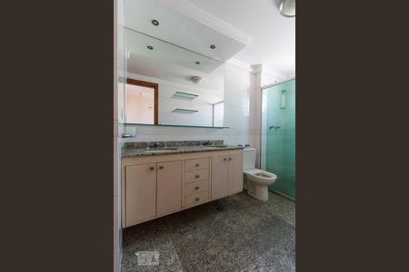 Banheiro suíte 1  de apartamento à venda com 3 quartos, 150m² em Mooca, São Paulo