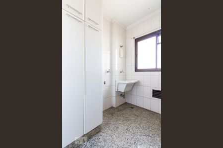 Apartamento à venda com 150m², 3 quartos e 3 vagasArea de serviço 