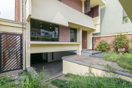 Casa para alugar com 250m², 3 quartos e 4 vagasFachada