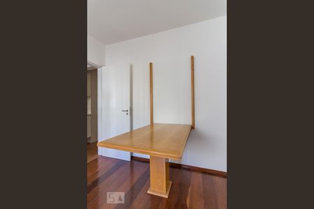 Sala de apartamento para alugar com 2 quartos, 60m² em Higienópolis, São Paulo