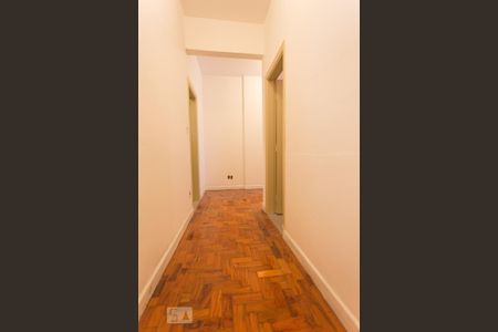 Corredor de entrada de apartamento para alugar com 1 quarto, 70m² em Bela Vista, São Paulo