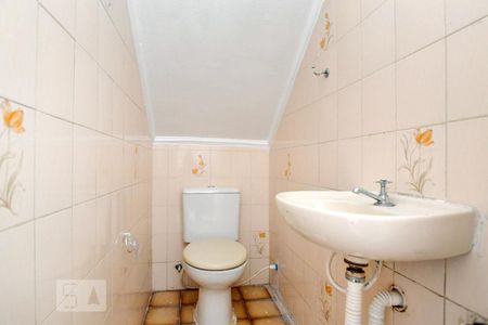 Lavabo de casa para alugar com 2 quartos, 98m² em Vila Ester (zona Norte), São Paulo