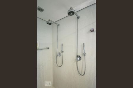 Apartamento para alugar com 170m², 2 quartos e 3 vagasBanheiro - suíte 1
