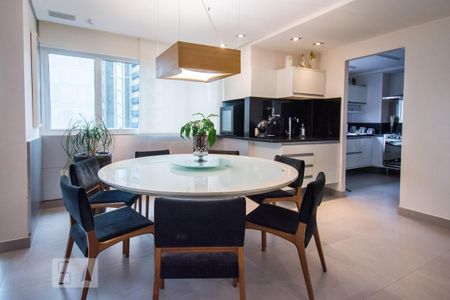 Sala de jantar de apartamento para alugar com 2 quartos, 170m² em Jardim, Santo André