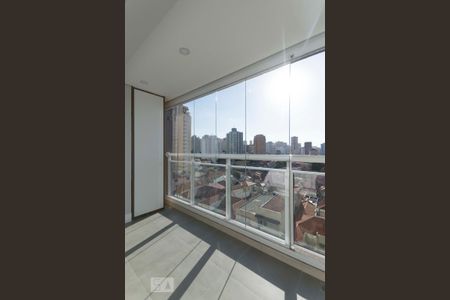 Varanda de kitnet/studio para alugar com 1 quarto, 33m² em Aclimação, São Paulo