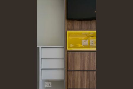Studio (Armários) de kitnet/studio para alugar com 1 quarto, 33m² em Aclimação, São Paulo
