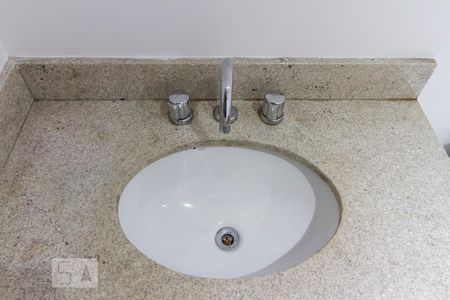 Studio à venda com 50m², 1 quarto e 1 vagaPia do banheiro social 