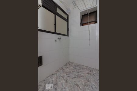 Apartamento à venda com 80m², 3 quartos e 2 vagasÁrea de serviço