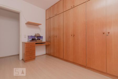 Apartamento à venda com 80m², 3 quartos e 2 vagasQuarto 2