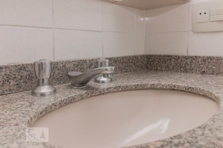 Apartamento à venda com 80m², 3 quartos e 2 vagasSuíte