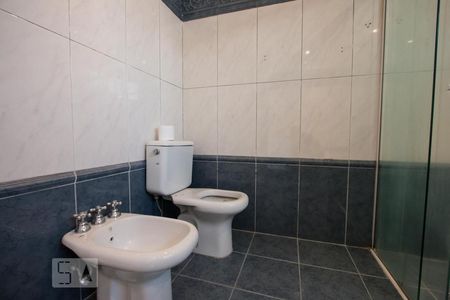 Apartamento à venda com 212m², 4 quartos e 5 vagassuite 2
