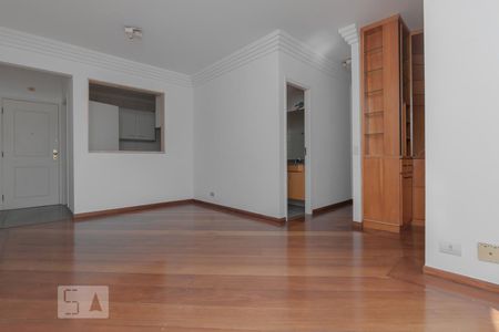 Sala de apartamento para alugar com 2 quartos, 75m² em Vila Suzana, São Paulo