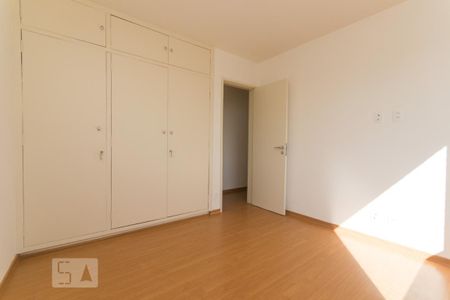 Apartamento para alugar com 79m², 3 quartos e 1 vaga Apartamento para alugar com 79m², 3 quartos e 1 vagaQuarto 2