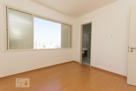 Apartamento para alugar com 79m², 3 quartos e 1 vaga Apartamento para alugar com 79m², 3 quartos e 1 vagaSuíte