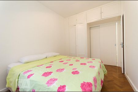 Apartamento para alugar com 120m², 3 quartos e 1 vagaSuite