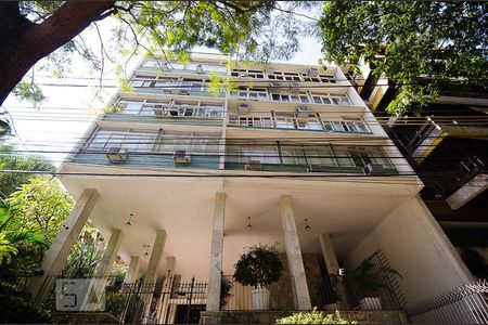 Apartamento para alugar com 120m², 3 quartos e 1 vagaFachada