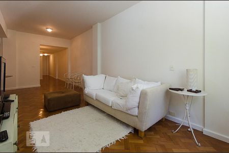 Sala de visita de apartamento para alugar com 3 quartos, 120m² em Jardim Botânico, Rio de Janeiro