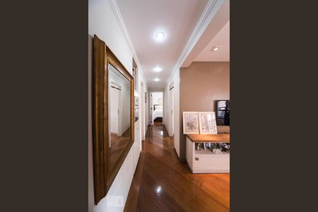 Apartamento para alugar com 92m², 3 quartos e 2 vagasCorredor