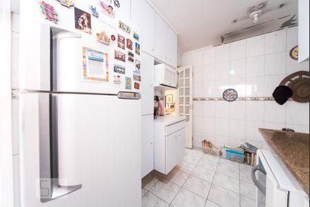 Apartamento para alugar com 92m², 3 quartos e 2 vagasCozinha