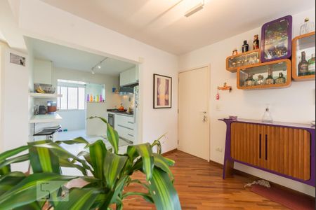 Sala de apartamento para alugar com 1 quarto, 79m² em Vila Madalena, São Paulo
