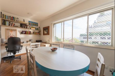 Sala de apartamento para alugar com 1 quarto, 79m² em Vila Madalena, São Paulo