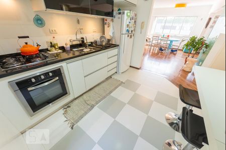 Apartamento para alugar com 79m², 1 quarto e 1 vagaCozinha