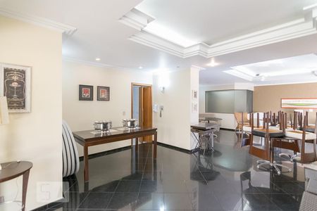 Apartamento à venda com 200m², 3 quartos e 3 vagasSalão de Festas