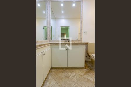 Apartamento para alugar com 328m², 4 quartos e 2 vagasBanheiro da Suíte