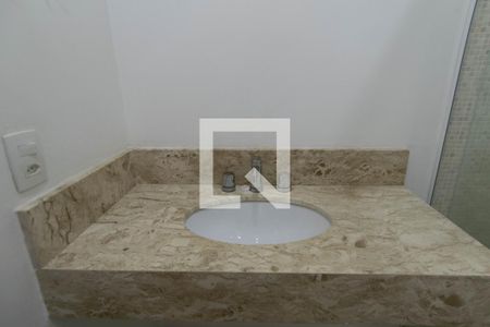 Apartamento para alugar com 328m², 4 quartos e 2 vagasBanheiro Social